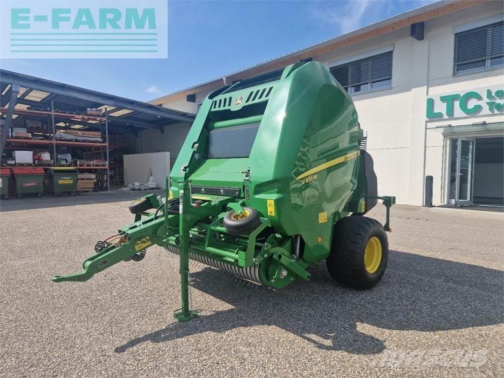 John Deere V451M Firkantpresser