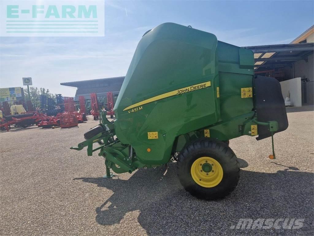 John Deere V451M Firkantpresser