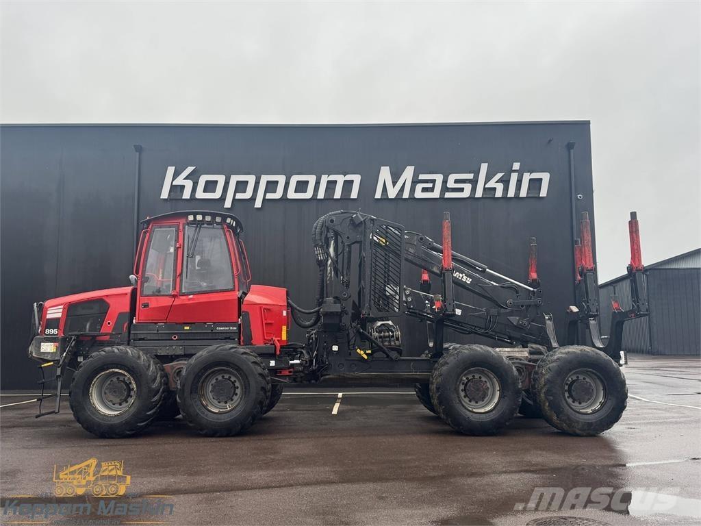Komatsu 895 Lassbærere