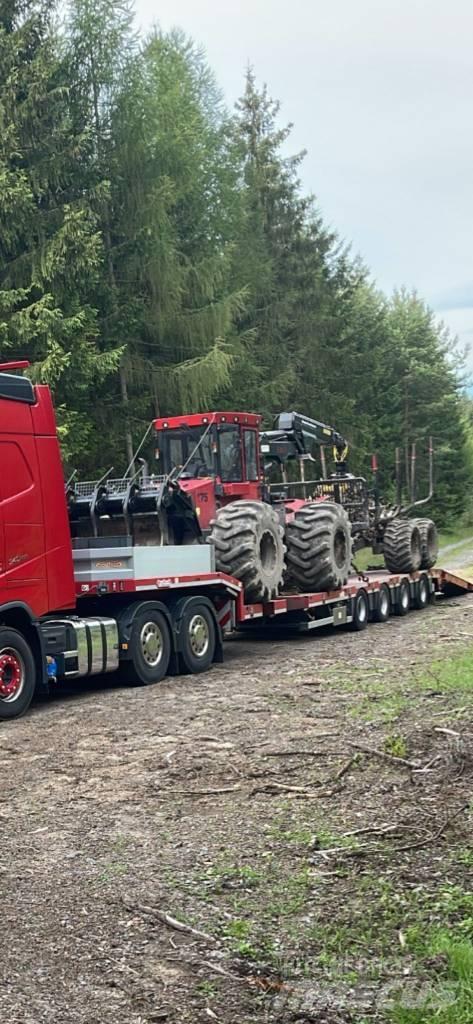  Lesní technika Equus Traktor med skogsutstyr