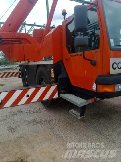 Liebherr LTM 1030-2 Røff terreng kraner