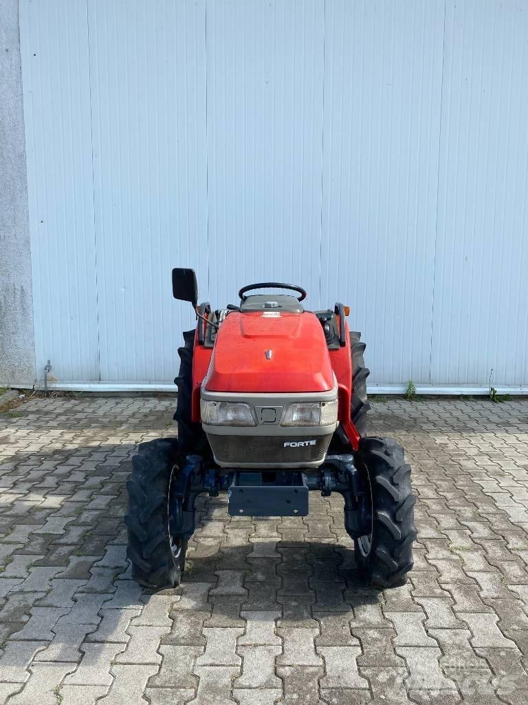 Yanmar F220 Kompakttraktorer