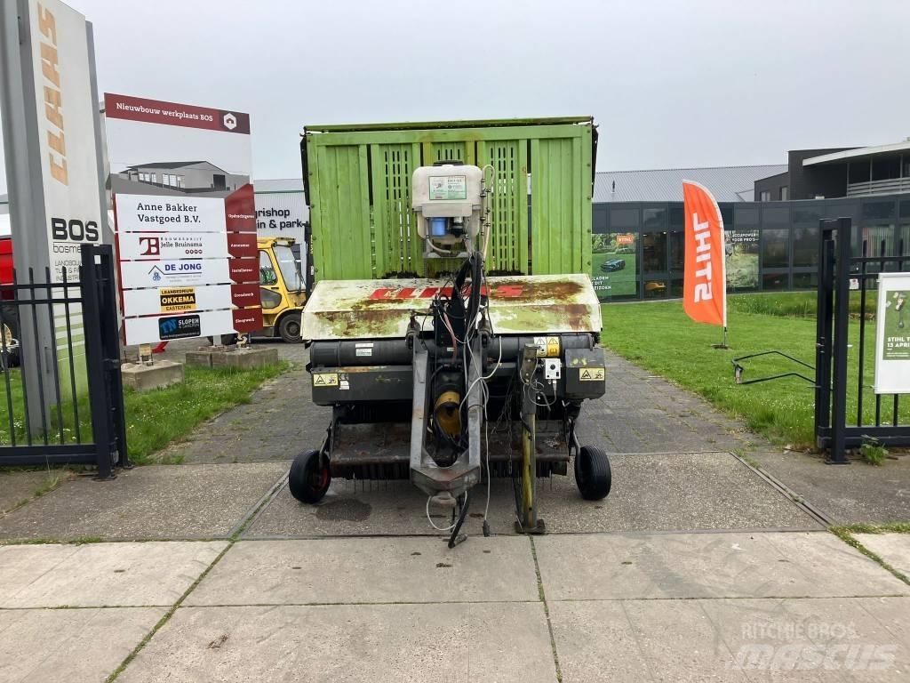 CLAAS Quantum 5500 P Selvlastende vogner