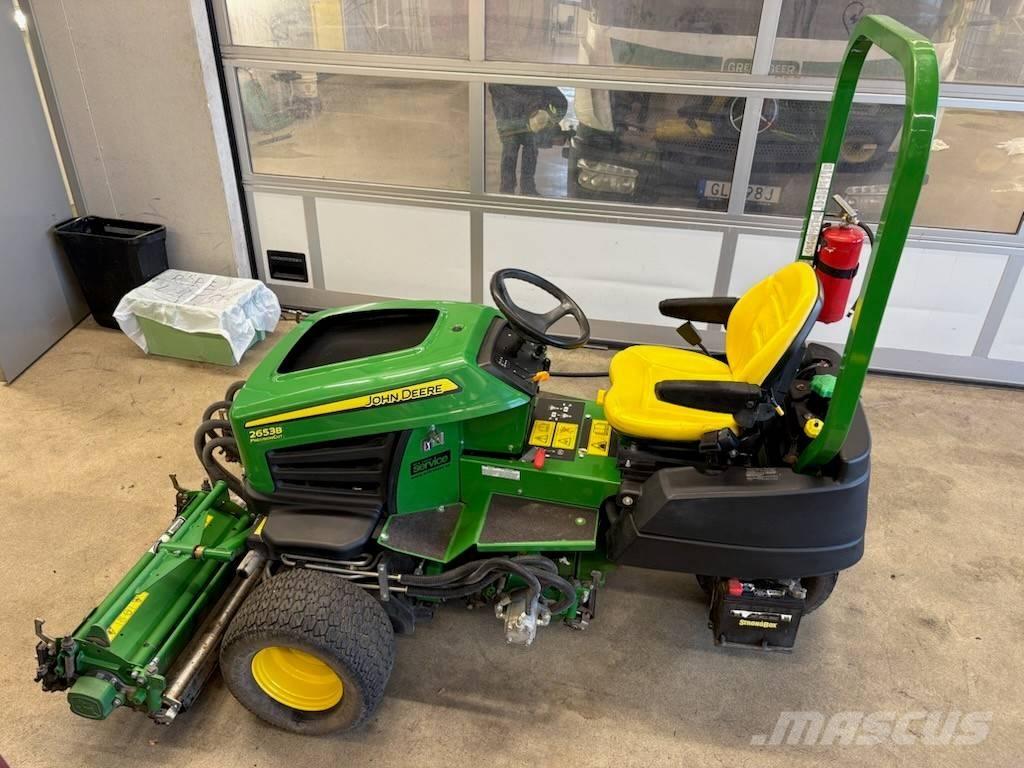 John Deere 2653 B Fairway klippere