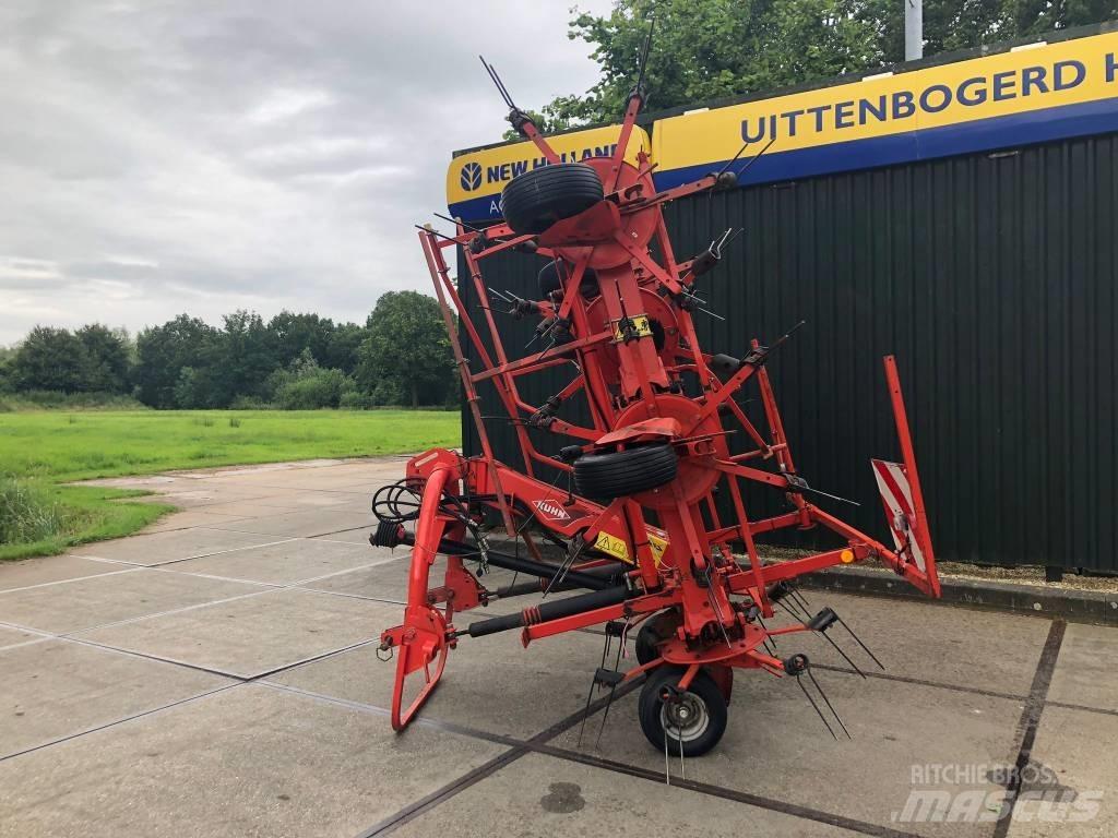 Kuhn GF 8702 Raker og høyvendere