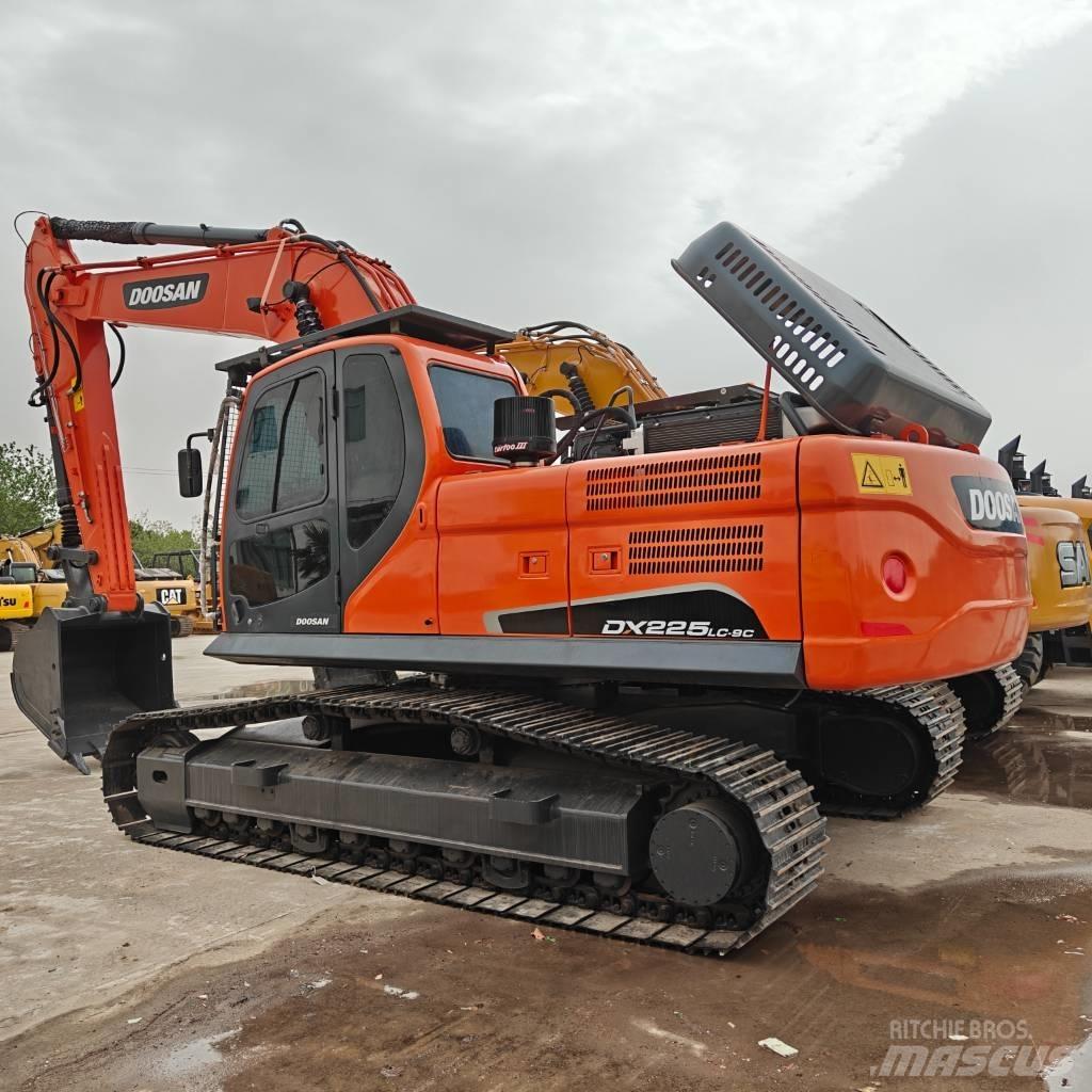 Doosan 225-9C Beltegraver