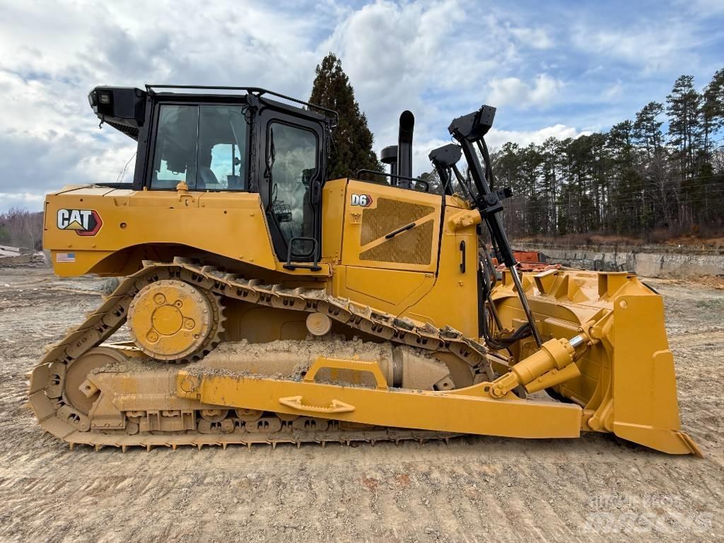 CAT D 6 Dozere Beltegående