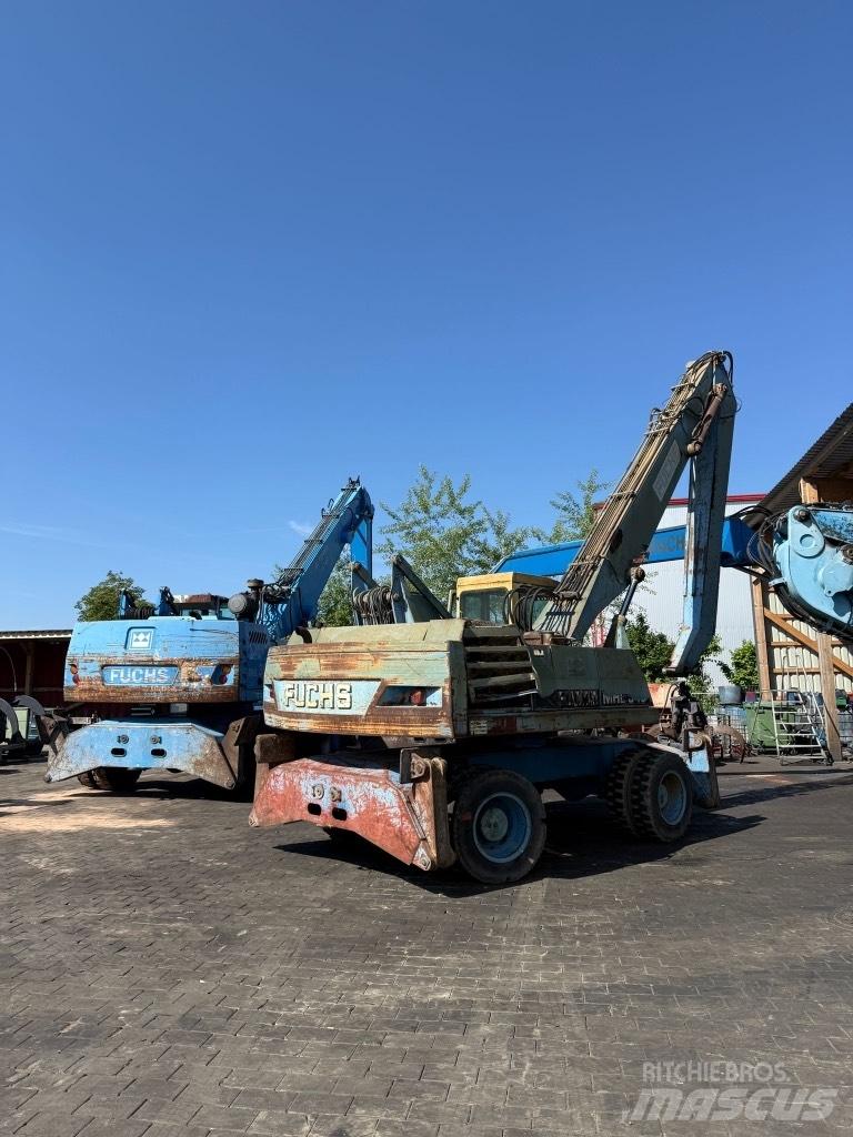 Fuchs MHL 340  A Gravemaskiner for avfallshåndtering