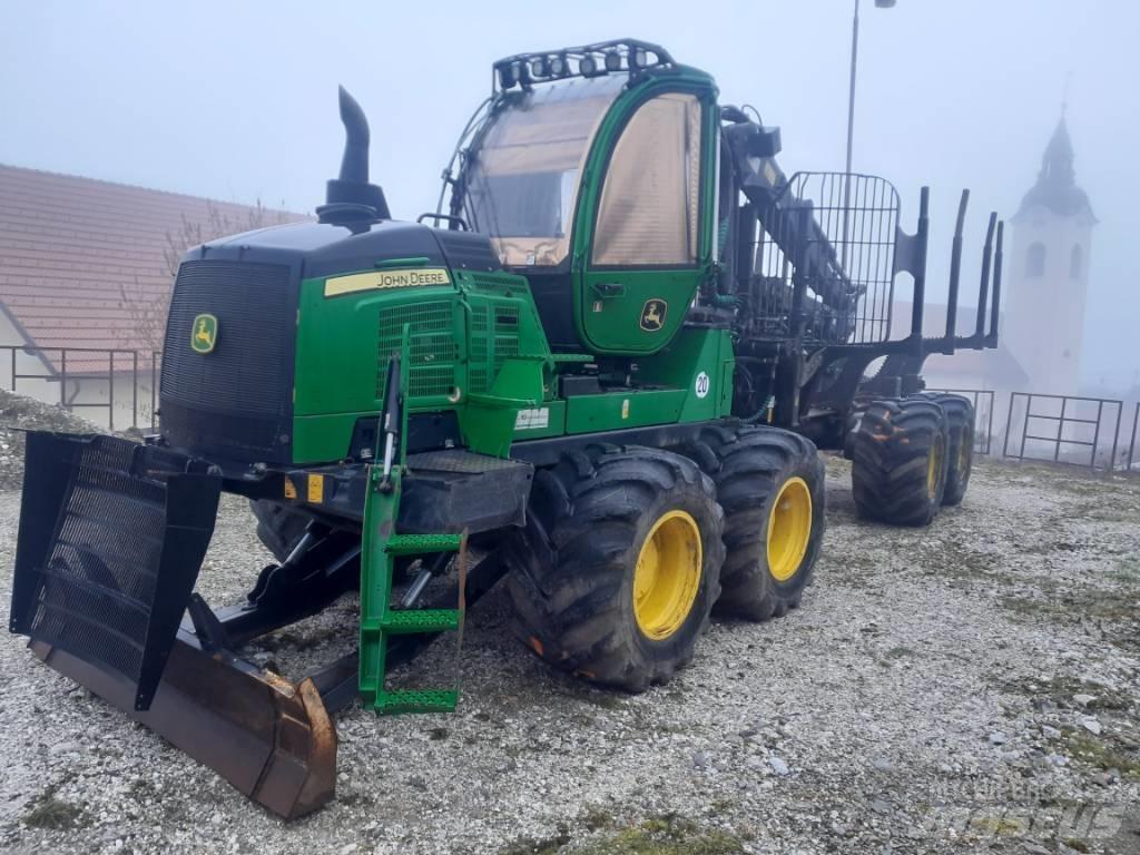 John Deere 1510G Lassbærere