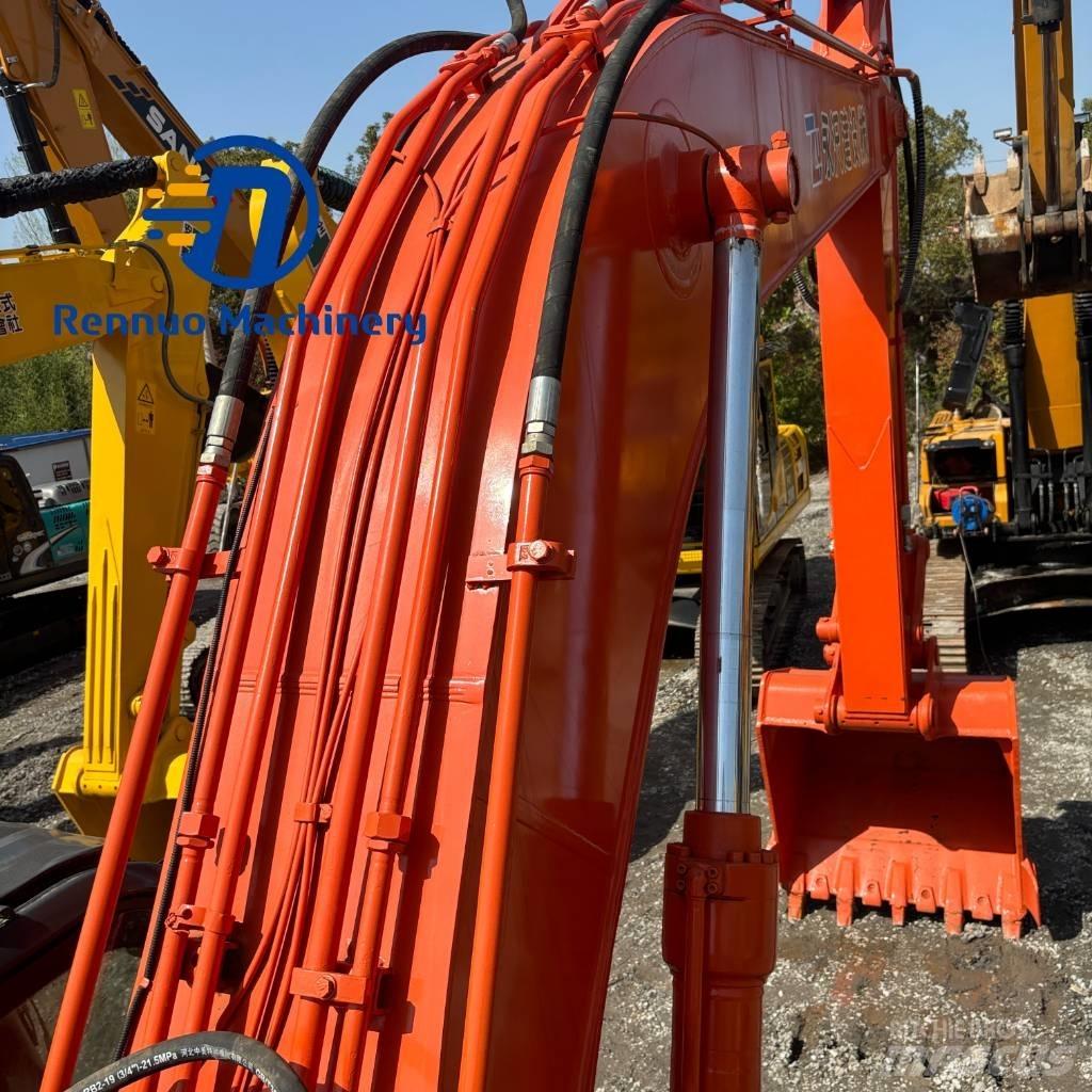 Hitachi ZX 240-3 Beltegraver