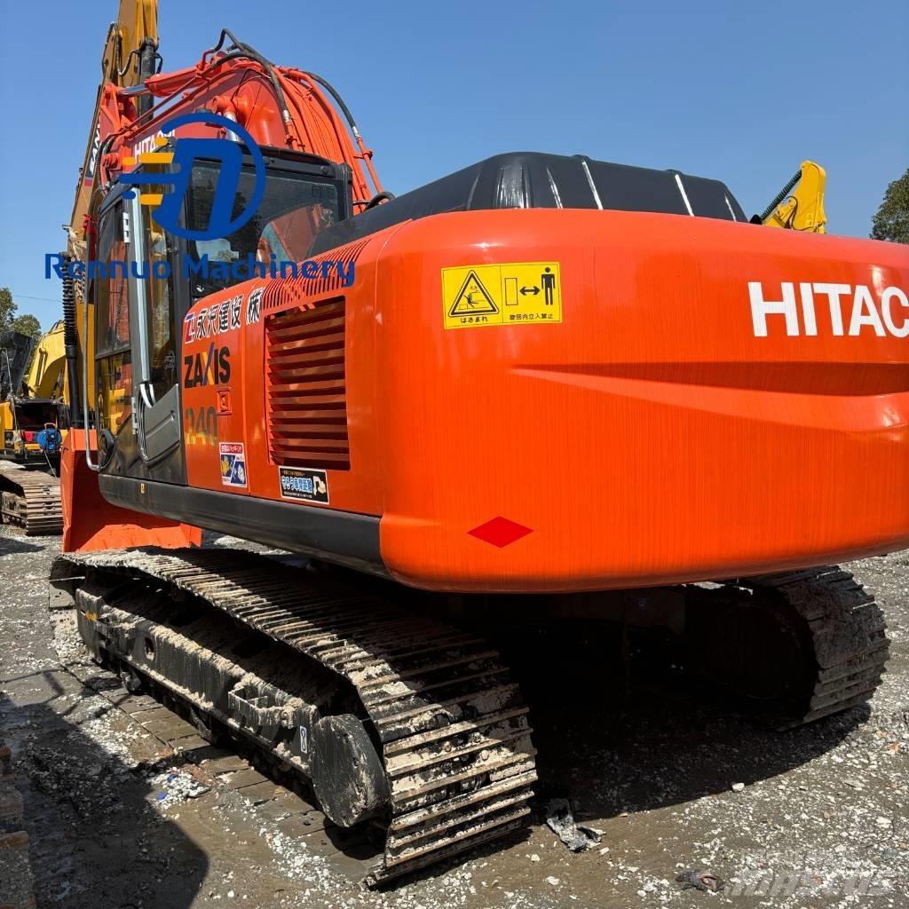 Hitachi ZX 240-3 Beltegraver