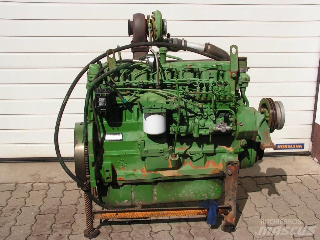John Deere 2264 Motorer