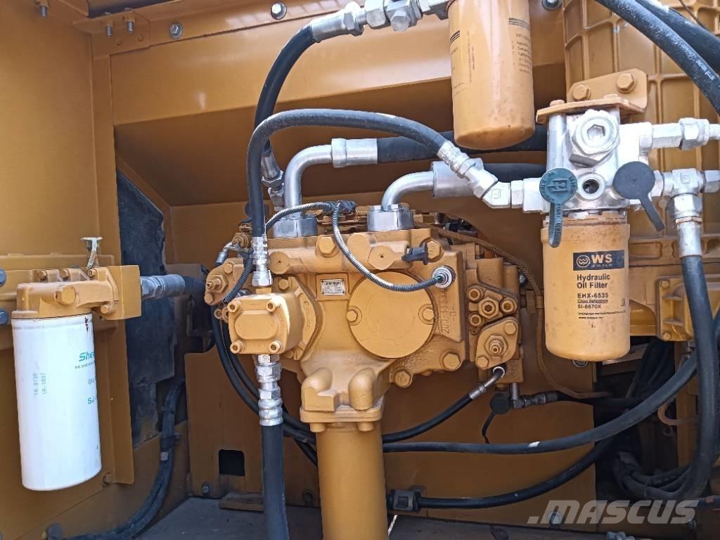 CAT 325 D Beltegraver