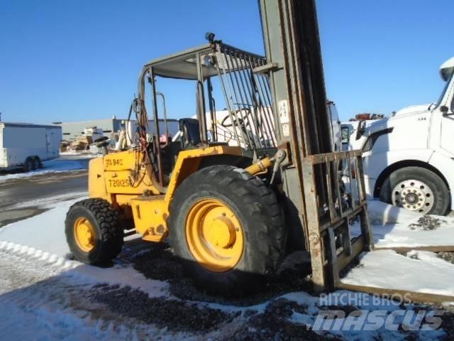 JCB 940 Terrenggående gaffeltruck