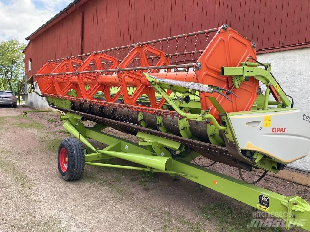 CLAAS Tucano 430 Skurtreskere