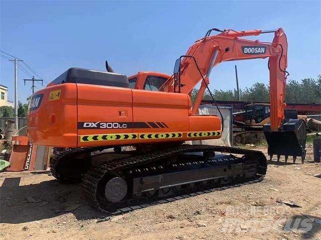 Doosan DX 300 LC Beltegraver