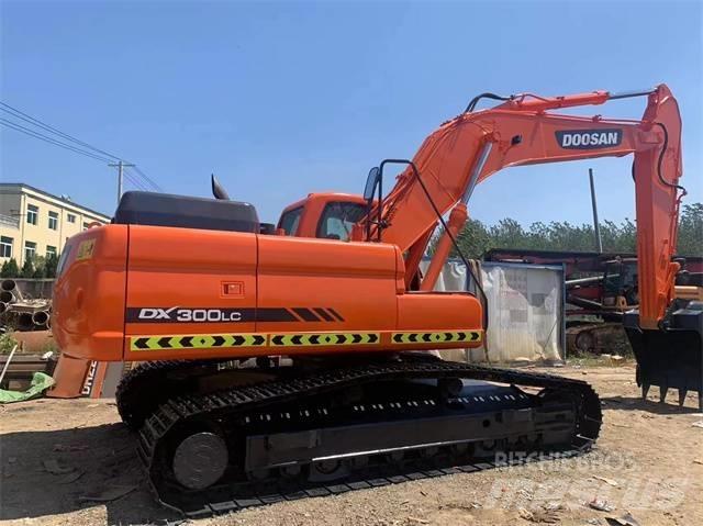 Doosan DX 300 LC Beltegraver