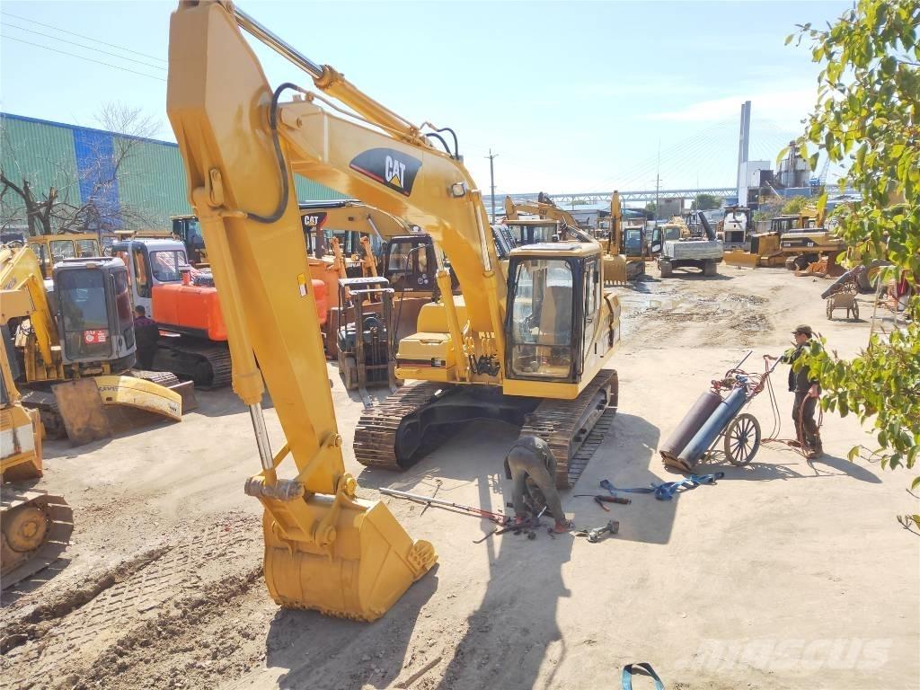 CAT 320B Beltegraver