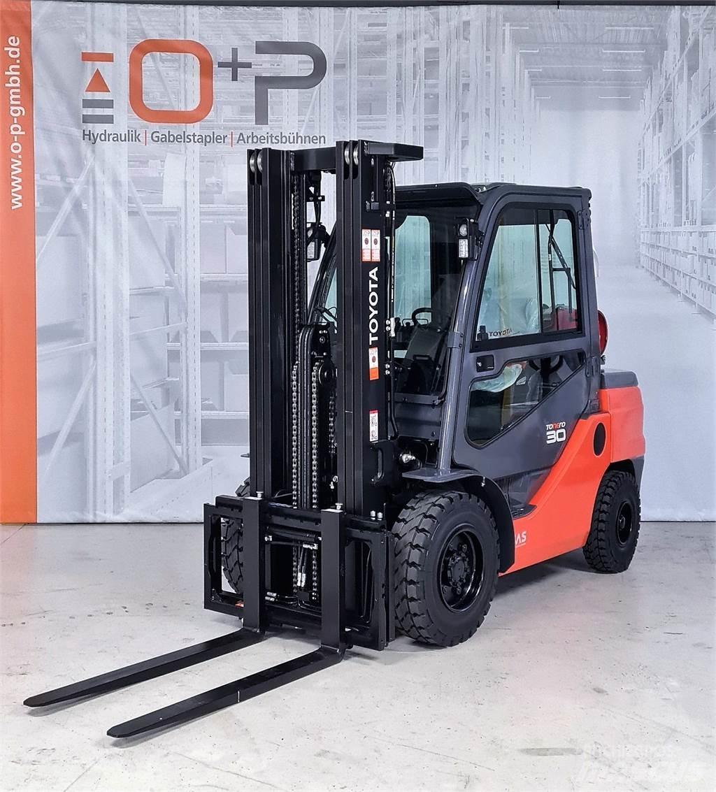 Toyota 02-8FGF30 Propan trucker