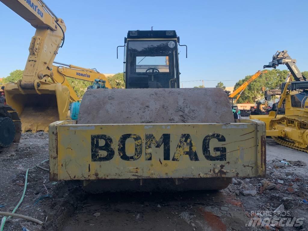 Bomag BW 225 D-3 Tandem Valser