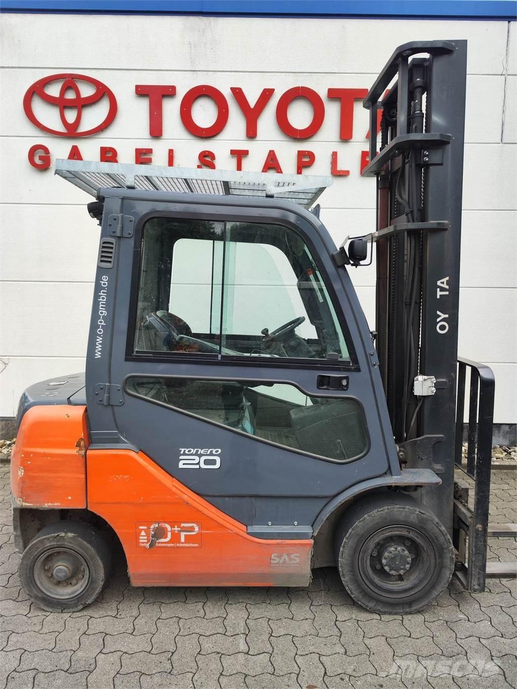 Toyota 02-8FDF20 Diesel Trucker