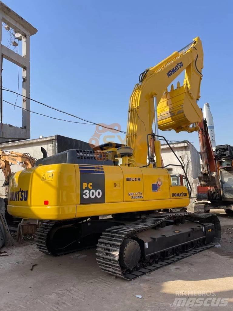 Komatsu PC 300 Beltegraver