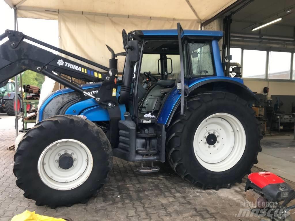 Valtra N 142 Traktorer