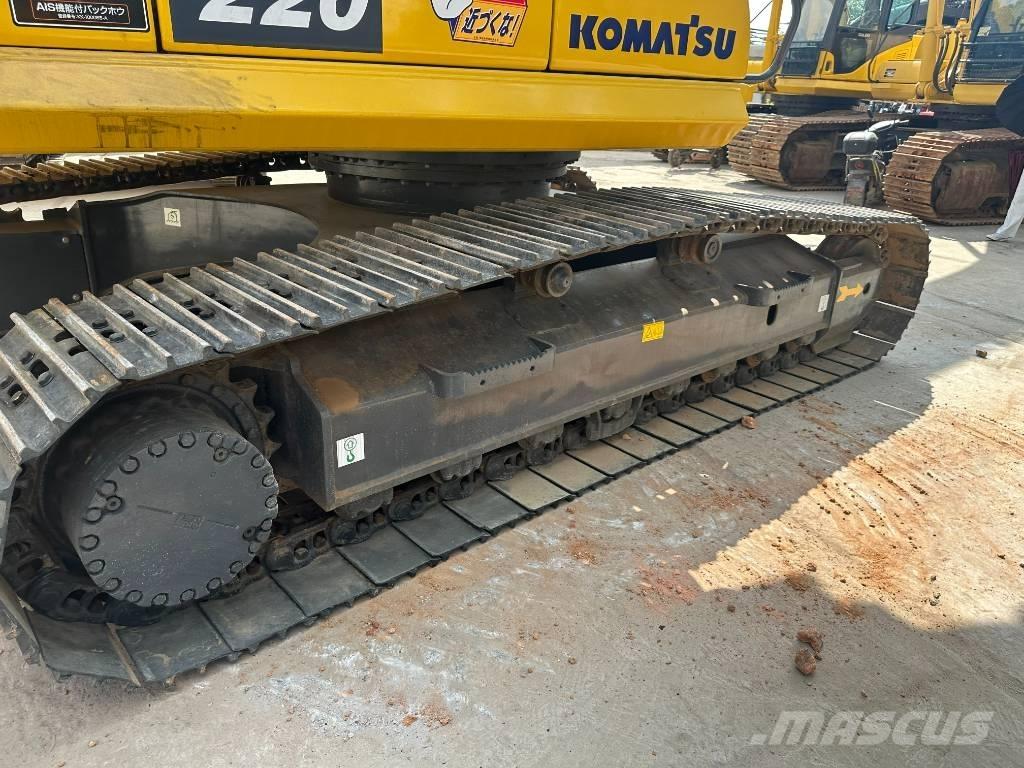 Komatsu PC 220-8 Beltegraver
