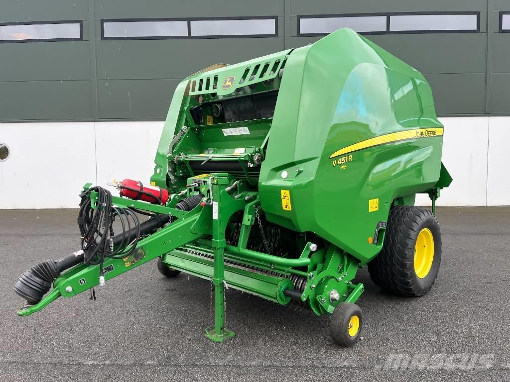 John Deere V 451R Rundballepresser