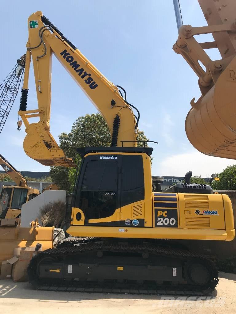 Komatsu PC 200-8N1 Beltegraver