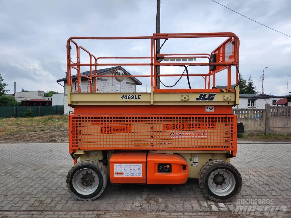 JLG E 4069 LE Sakselifter