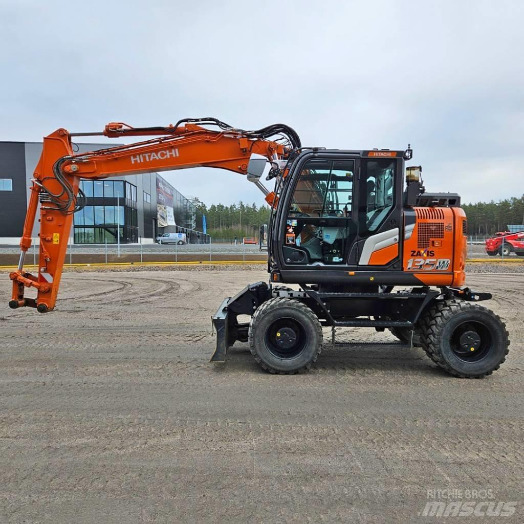 Hitachi ZX 135W Hjulgravere