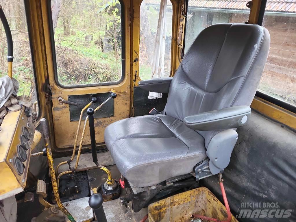 Chtz T 130 Dozere Beltegående
