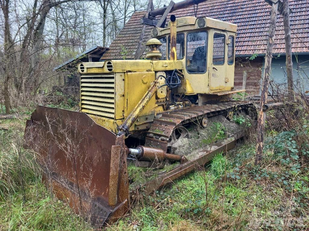 Chtz T 130 Dozere Beltegående