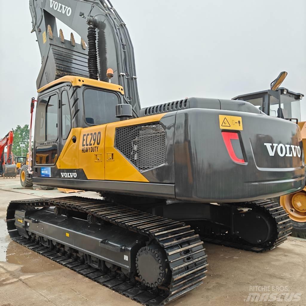 Volvo 290D Beltegraver