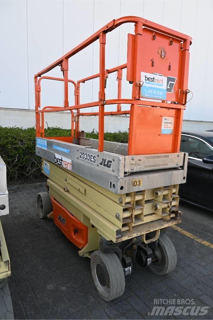 JLG 2030 ES Sakselifter