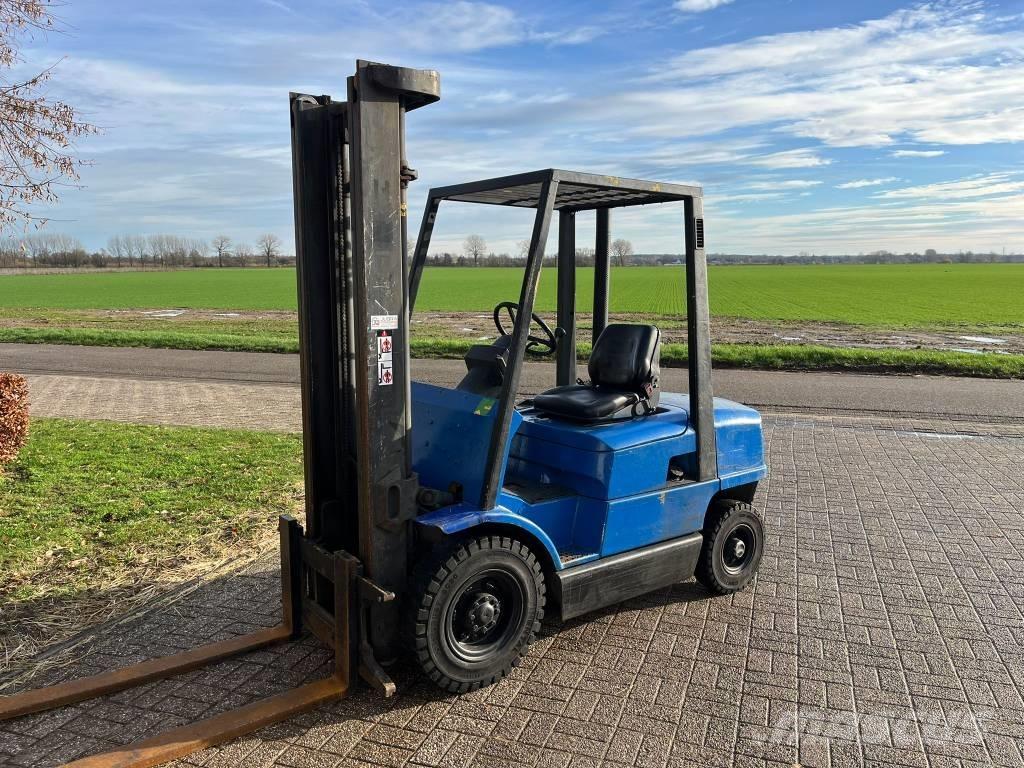 Hyster H 2.50 XM Diesel Trucker
