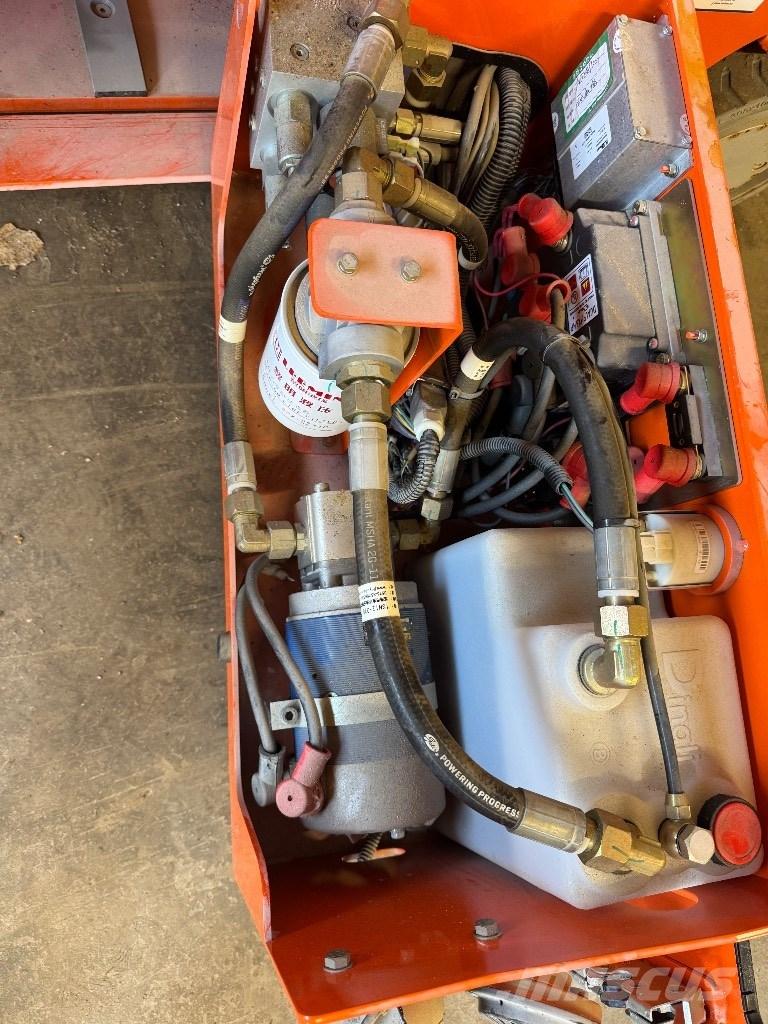 Dingli JCPT 0807 Sakselifter