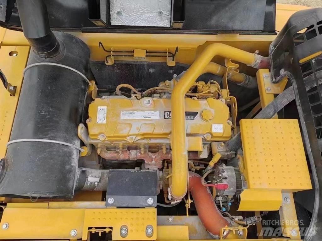 CAT 324 D Beltegraver