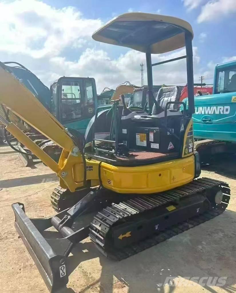 Komatsu PC 30 Minigravere <7t