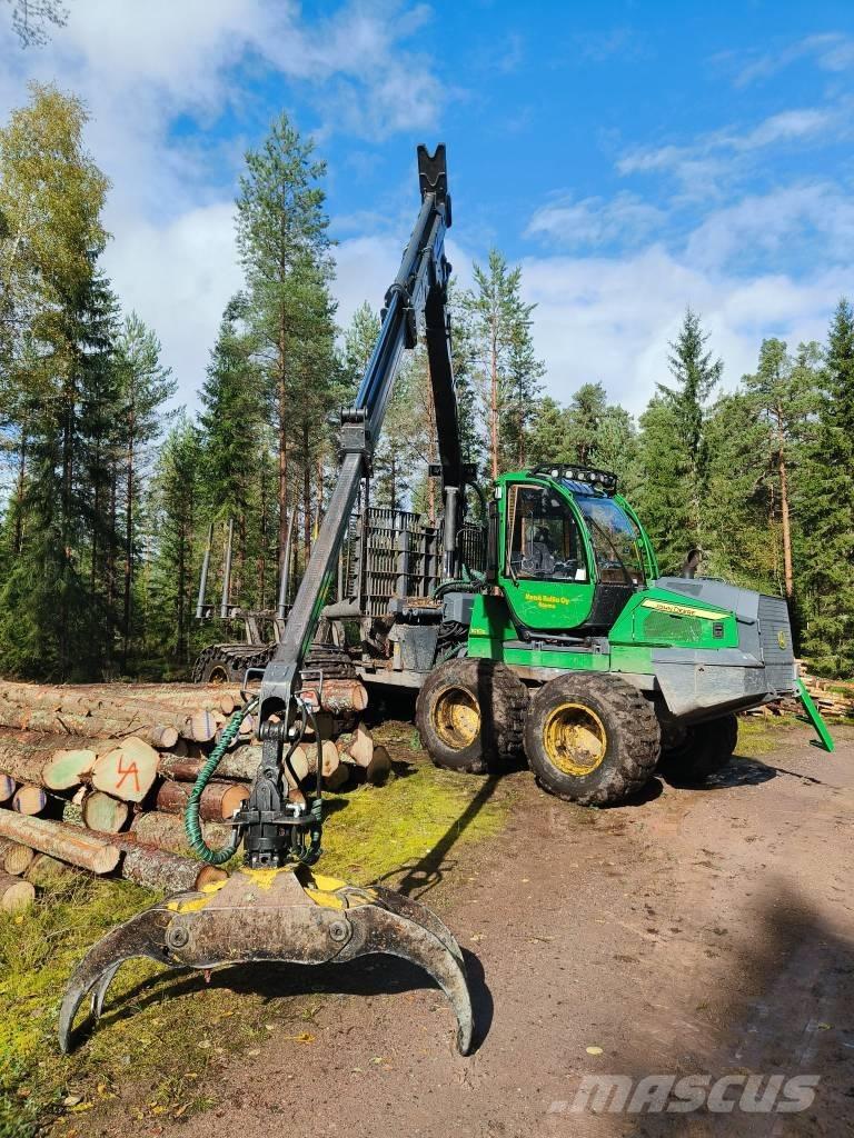 John Deere 1010G Lassbærere