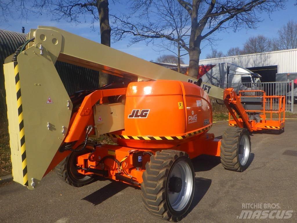 JLG 600AJ Leddede bomlifter