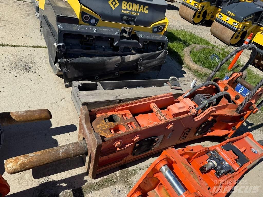 NPK GH 12 Hydrauliske hammere