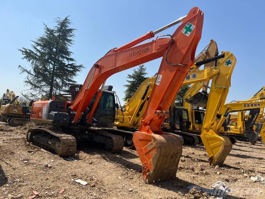 Hitachi ZX 240-3 Beltegraver