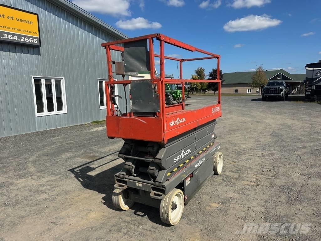 SkyJack SJ 3226 Sakselifter