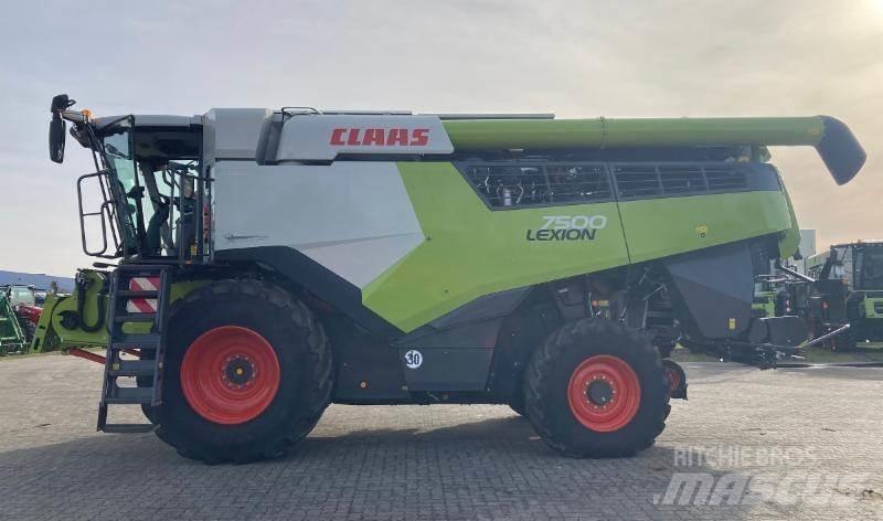 CLAAS LEXION 7500 Skurtreskere