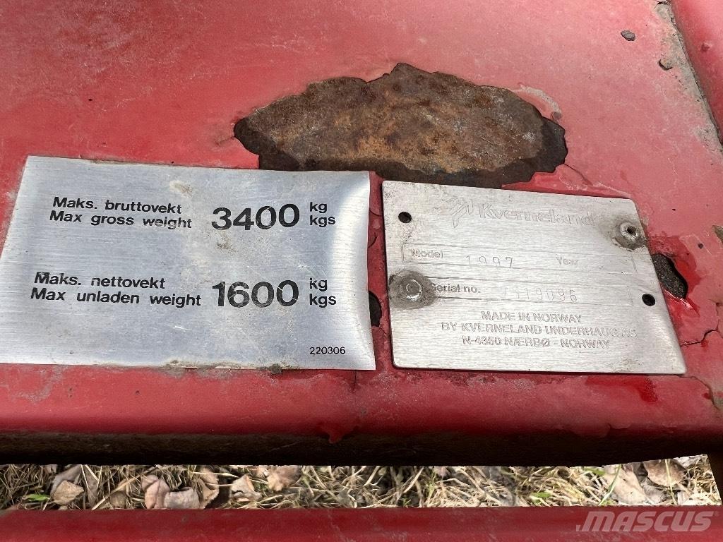 Kverneland UN 7517 Rundballepakker