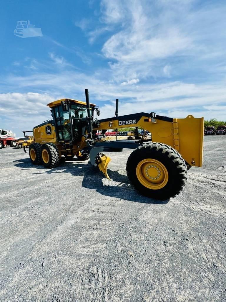 DEERE 672G Veihøvler