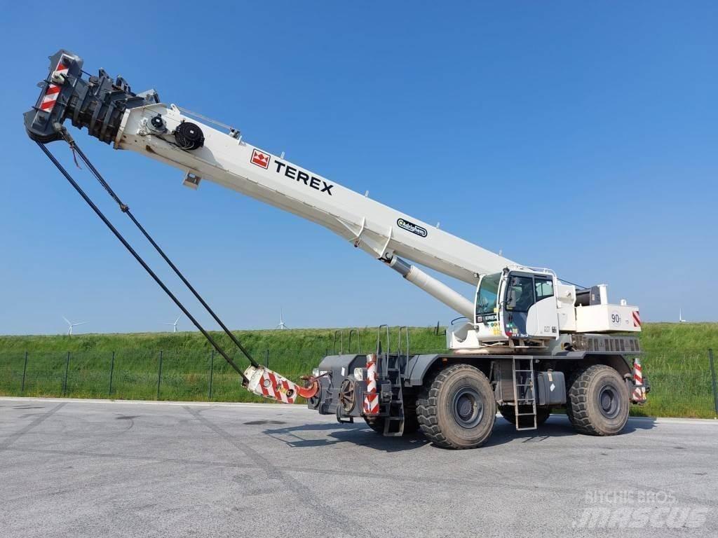 Terex RT90 Røff terreng kraner