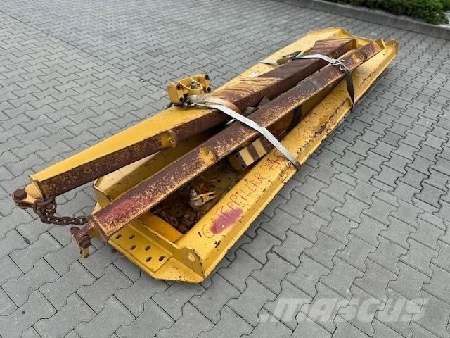 CAT 745 TAIL GATE Rammestyrte Dumpere